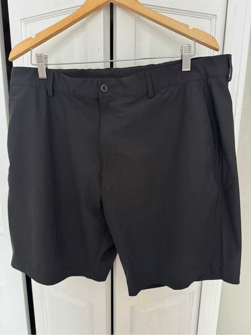 Greg Norman Collection Black Athletic Golf Shorts